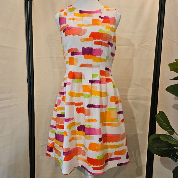 Vince Camuto Dresses & Skirts - Vince Camuto dress , short sleeve size 8